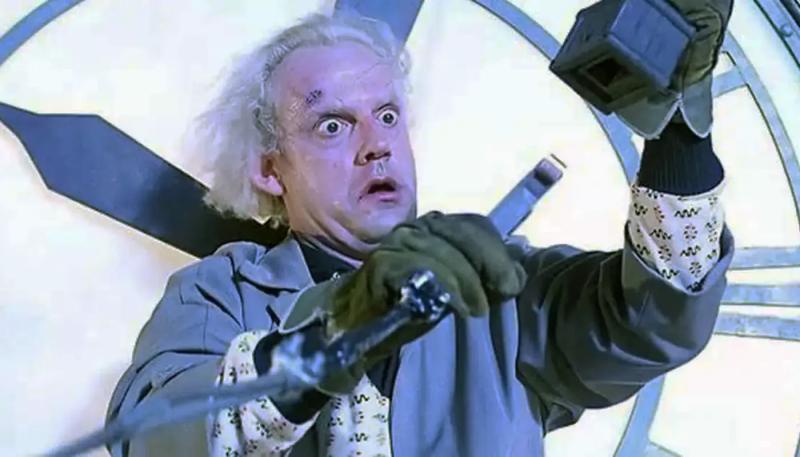 Экономия бюджета спасла "Назад в будущее" от ядерного взрыва